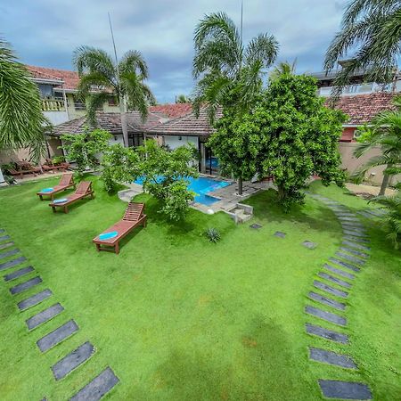The Barns Villas And Restaurant Negombo Buitenkant foto